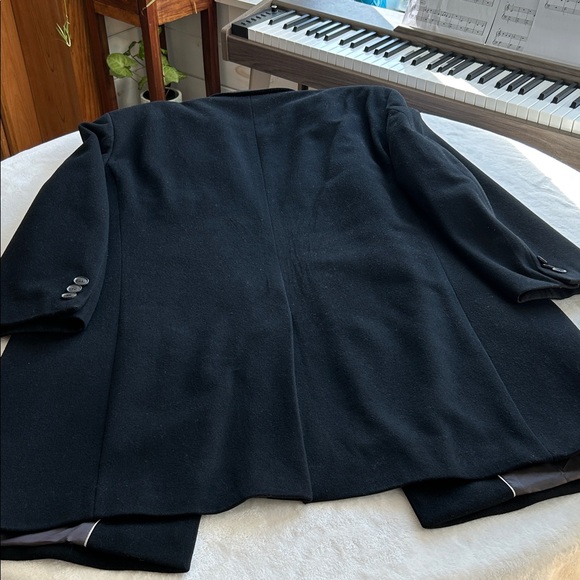 BOSS Hugo Boss Mens Long Black Coat. Wool and Cashmere. 56 (46 US Size) - Picture 16 of 17